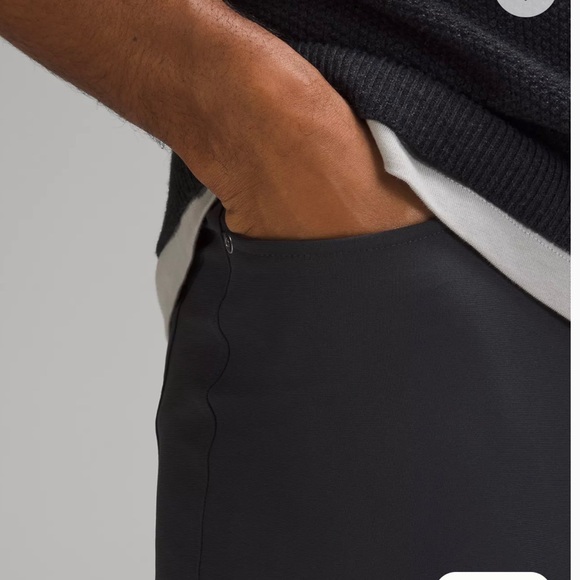 lululemon athletica men’s ABC Skinny-Fit 5 Pocket Pant 30L
Warpstreme Black - Picture 4 of 7